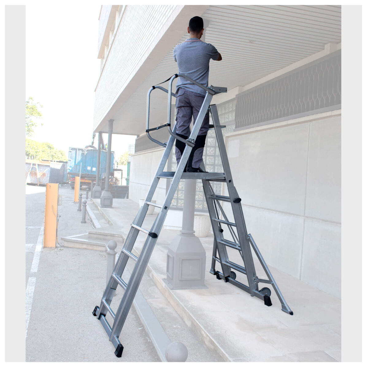 K-TELEX 60S Escalera móvil con plataforma, telescópica y plegable
