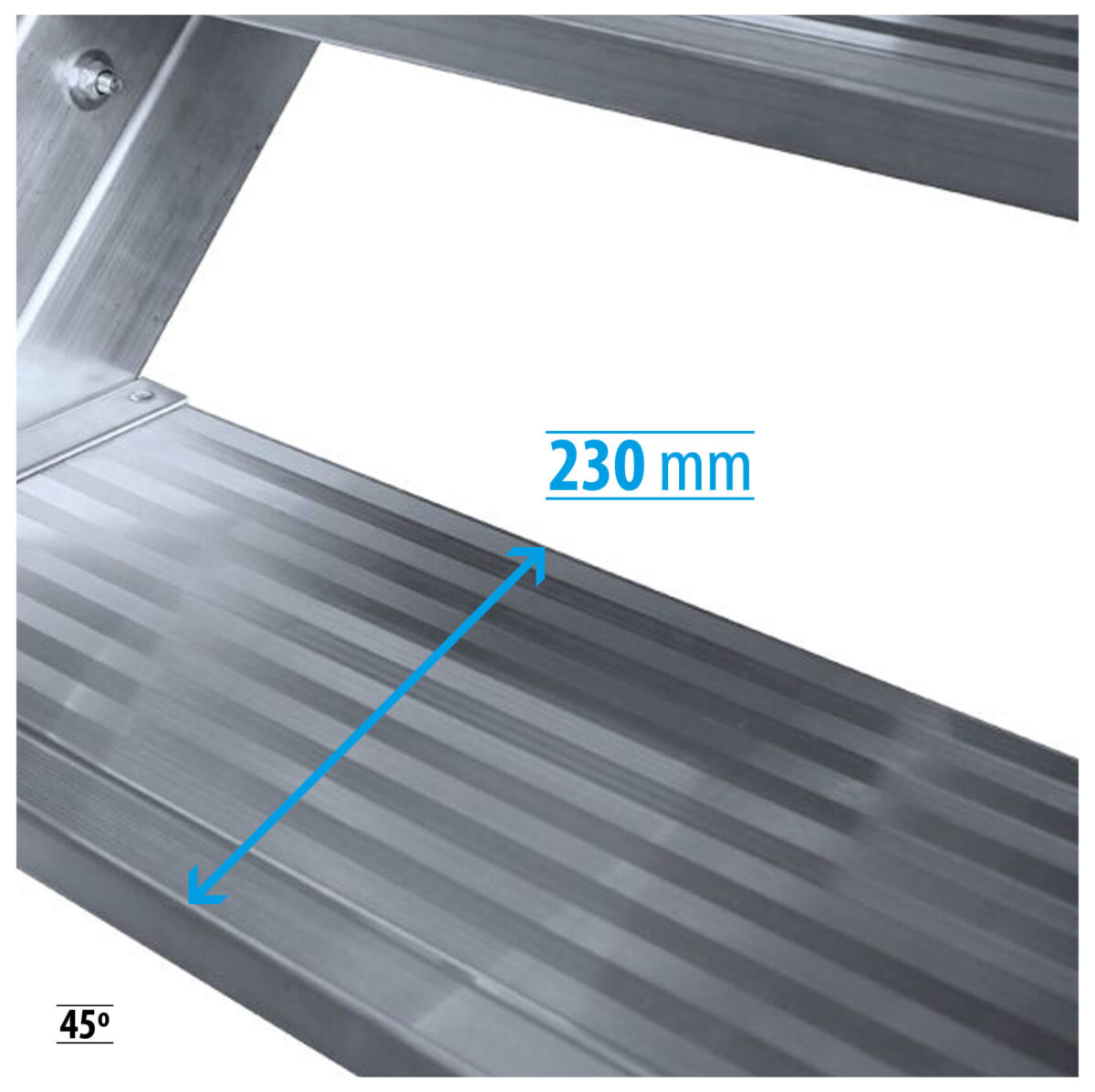 Escalera de acceso con plataforma de 45º y 60º - fijaciones a suelo y pared