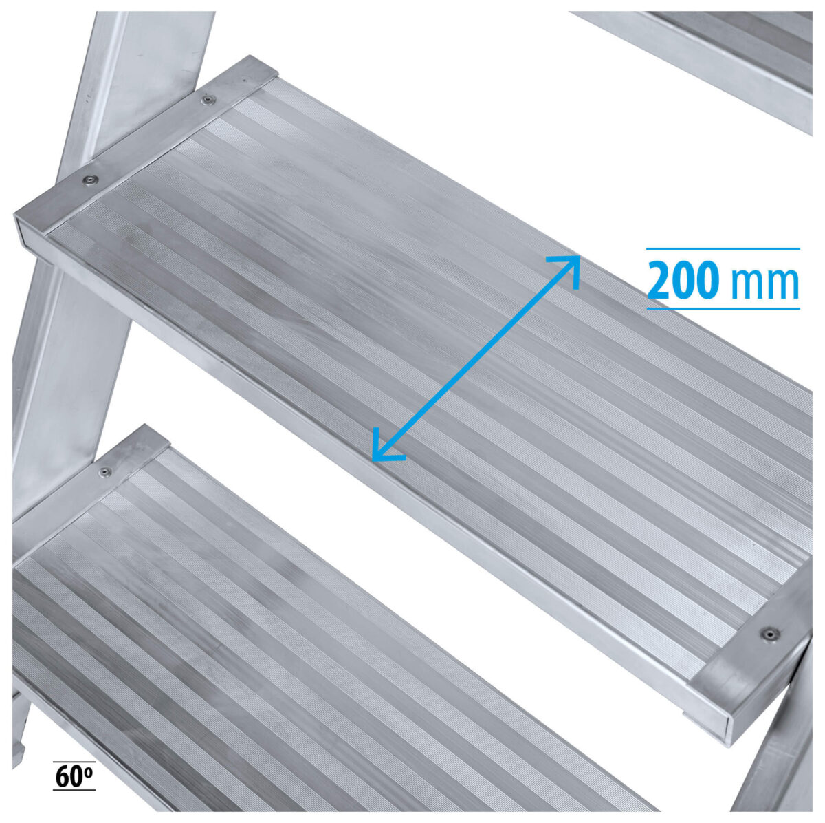 Escalera de acceso con plataforma de 45º - escalones